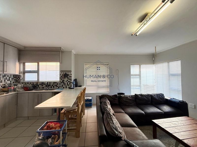 Ideal Starter Home in Fairway Estate - Photo 5