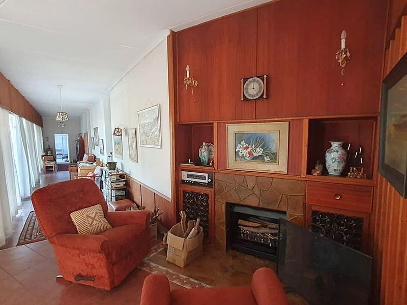 A refined family home for Sale – Klein Windhoek - Photo 10