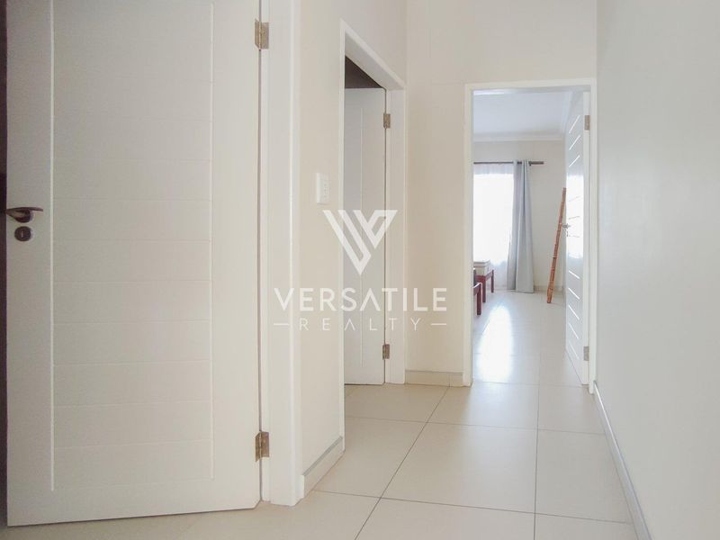 Prime CBD Living – Sea Views & Convenience - Photo 9