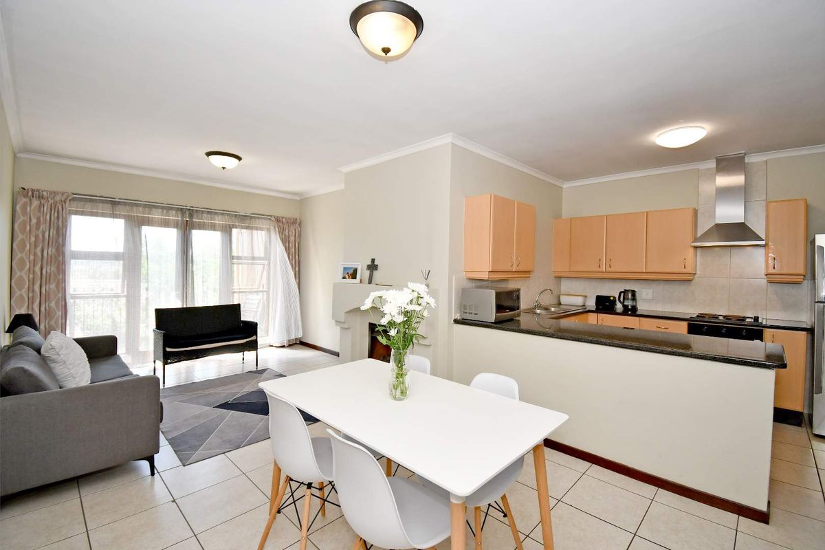 Modern Elegance & Easy Living in the Heart of Dainfern - Photo 5