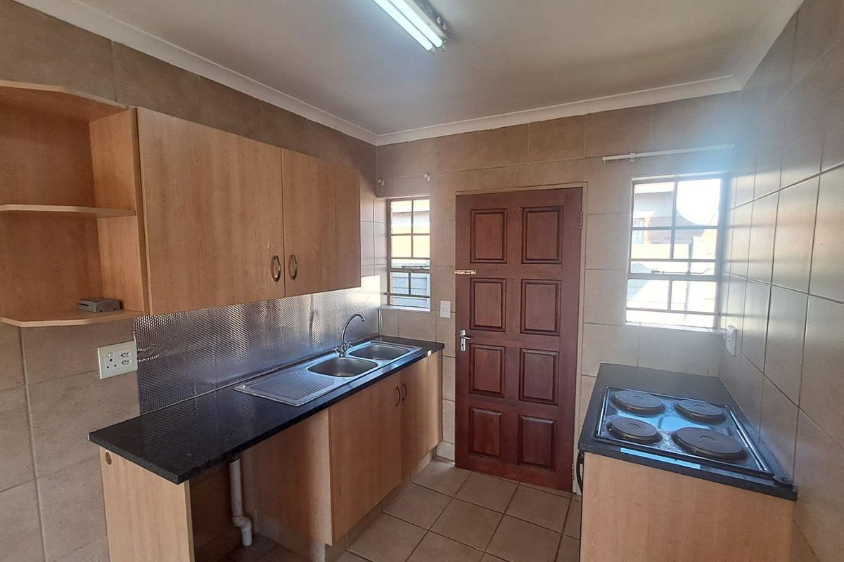 3 Bedroom House Not To Be Missed - Photo 3