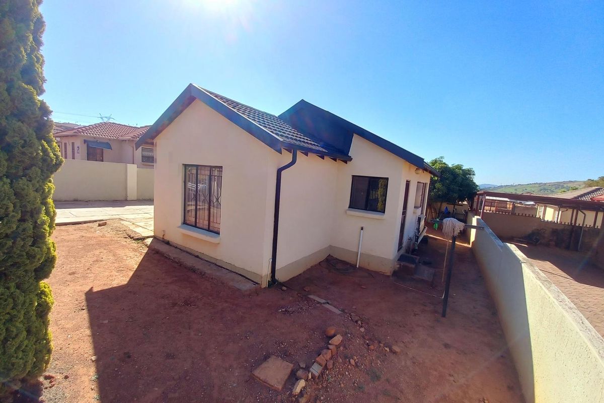 Three bedrooms house for sale - Photo 2