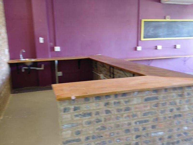 SPACE TO LET AT ST JOHNS VILLAGE LIFESTYLE CENTRE - Photo 2