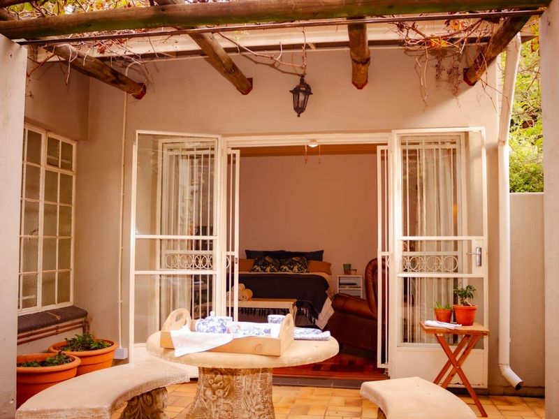 Space, Privacy and Comfort in Sought-After Rietondale - Photo 9