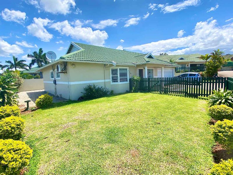 Hendra Estates - Stunning, Pet-Friendly Simplex With Private Pool in Somerset Park To Rent - Photo 2