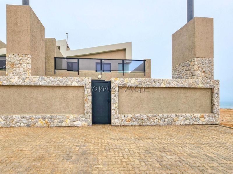 Ext 14 (Namib Desert), Henties Bay:  Beautiful Contemporary SEA VIEW UNIT is for Sale - Photo 4