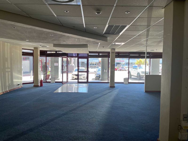Your Next Business Move: Durban Road Retail Space Available - Photo 3