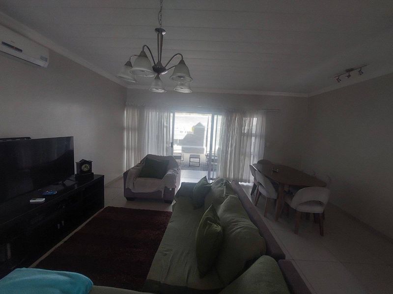 FOR SALE | LE MONT COMPLEX, Avis, Windhoek - Photo 4