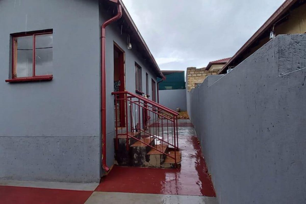 Gem valley house for sale - Photo 2