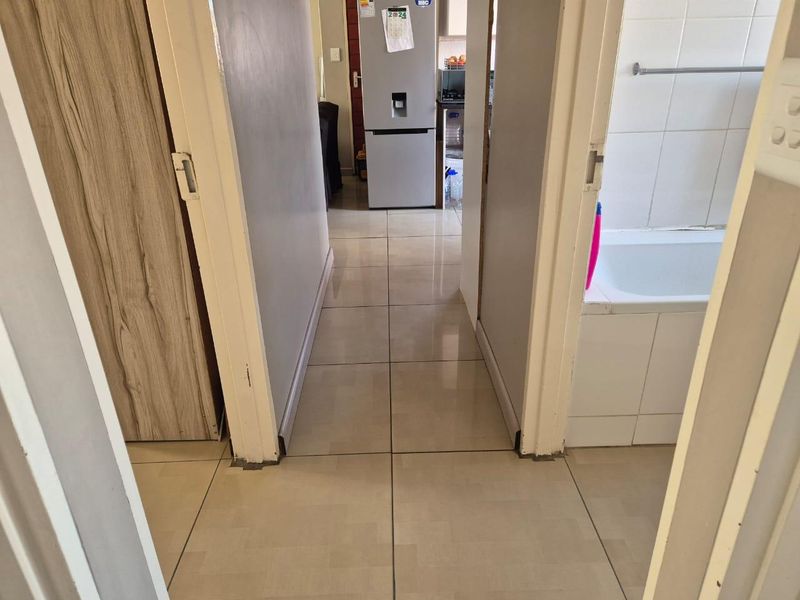 Riverside View - Family Home R 1 085 000! - Photo 10