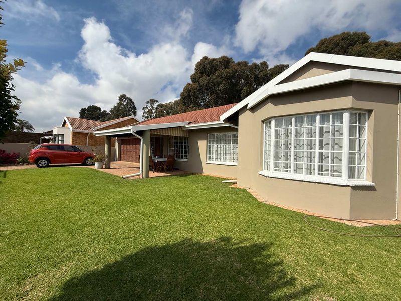 Immaculate Freehold Cluster in a Secure Estate – Spacious, Stylish & Low Maintenance! - Photo 5