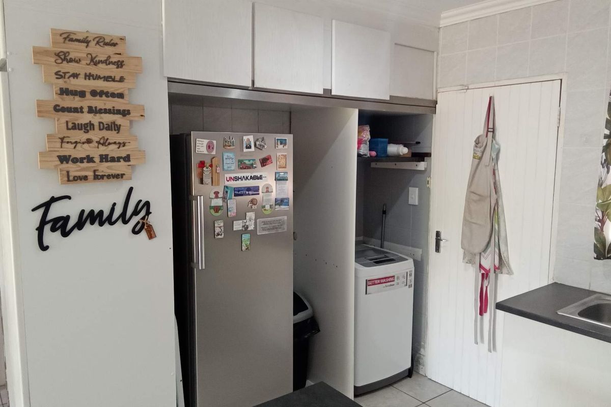 FOR YOUNG FAMILY OR INVESTOR - Photo 4