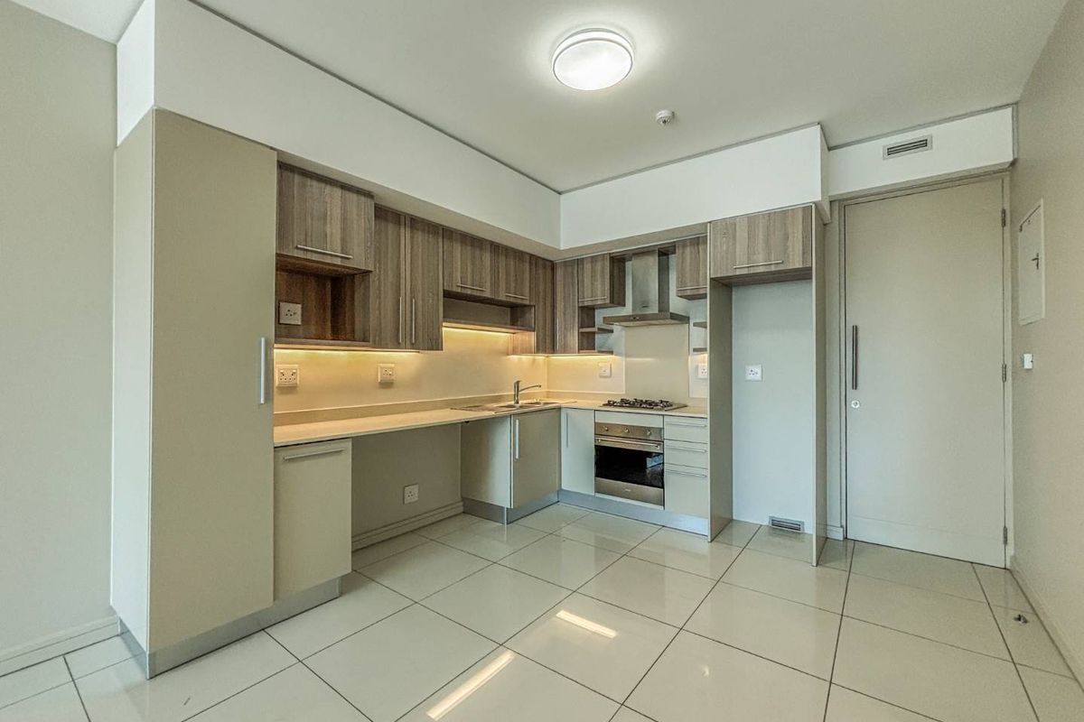 Chic 2 Beds in Rosebank’s Hottest Spot – The Tyrwhitt - Photo 2