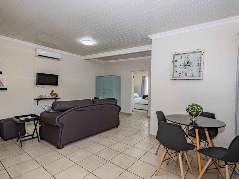 La Bella Vida Self Catering Apartments - Photo 2