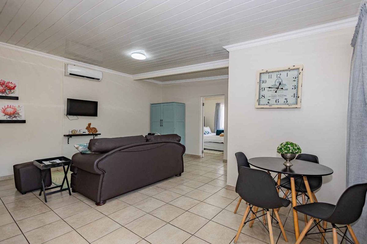 La Bella Vida Self Catering Apartments - Photo 2