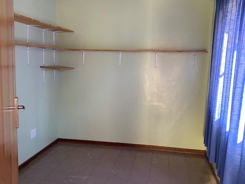 Great deal , spacious plot - Photo 5