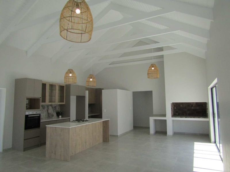 Newly Build, Modern Finishes with Coastal Living - Photo 2