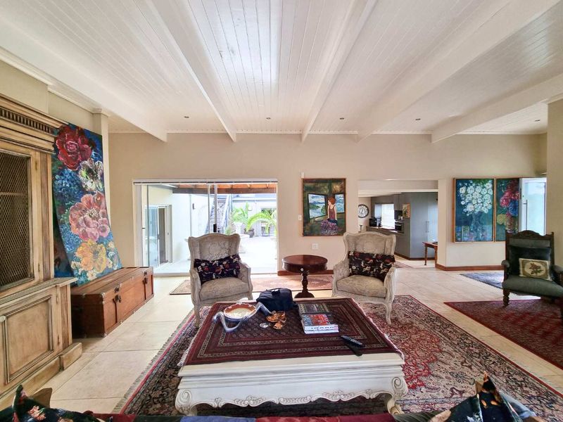 Elegant Living Steps from the Ocean! - Photo 10