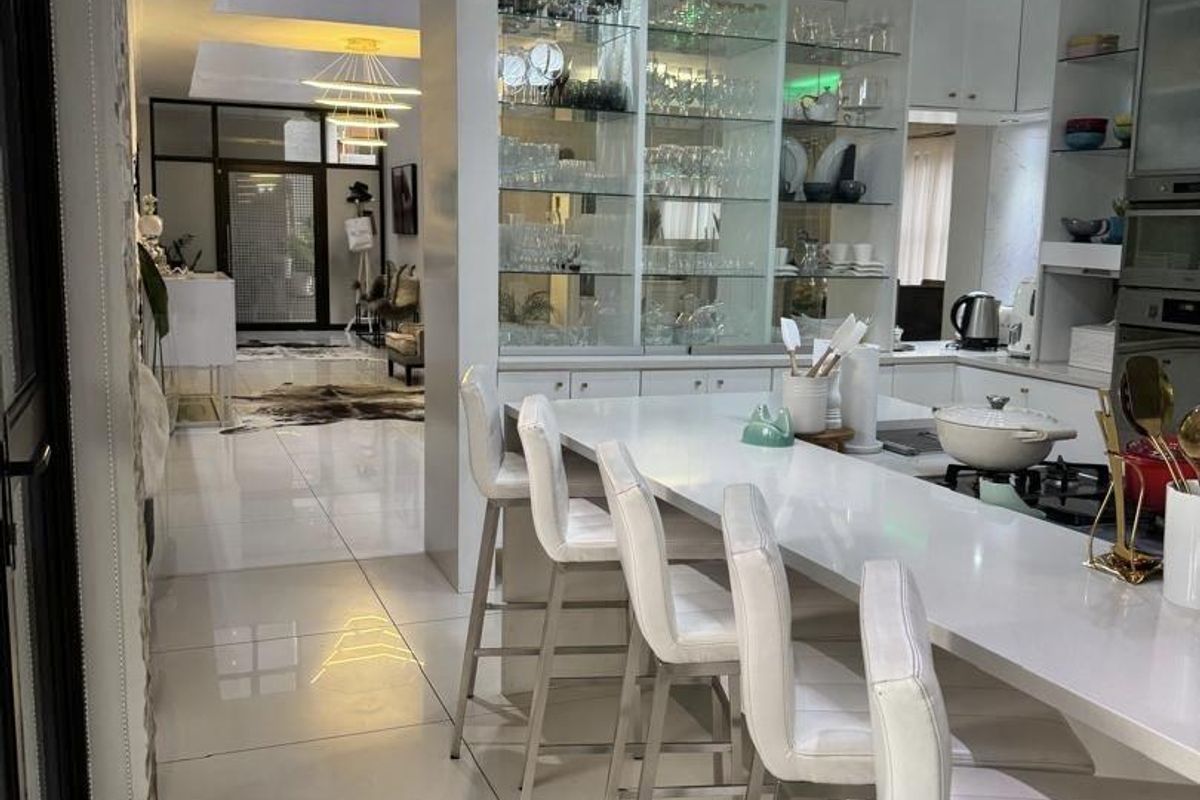 5 Bedrooms House For Sale in Auasblick - Photo 4