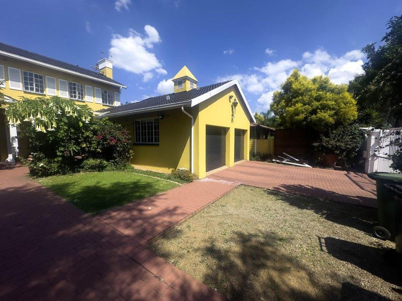 Spacious Family Home in a Secure Boomed Enclosure in Edenglen - Photo 3