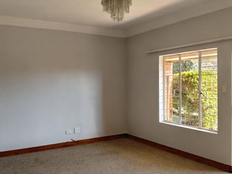 Charming 2-Bedroom Ground Floor Apartment for Sale in Wentworth Park - Photo 7