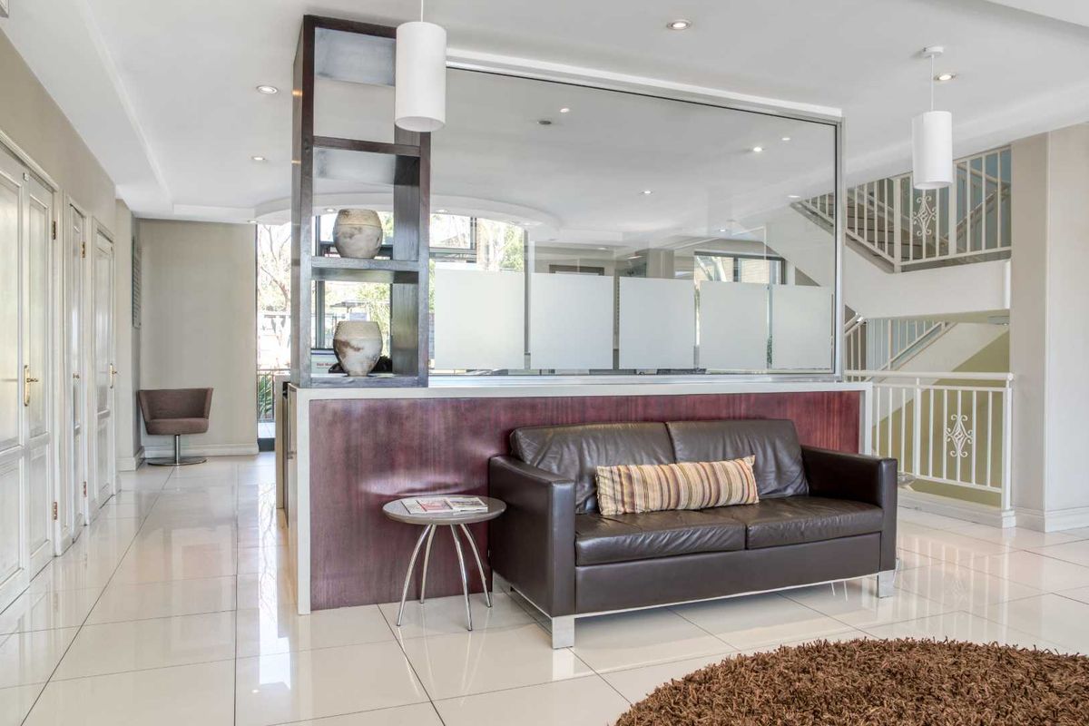 All-inclusive access to professional office space for 4 persons in Regus Bryanston Wedgefield. - Photo 5