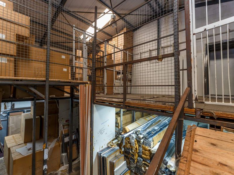 For Sale: 240 m2 Commercial Unit in Kingdom Park – Milnerton - Photo 10