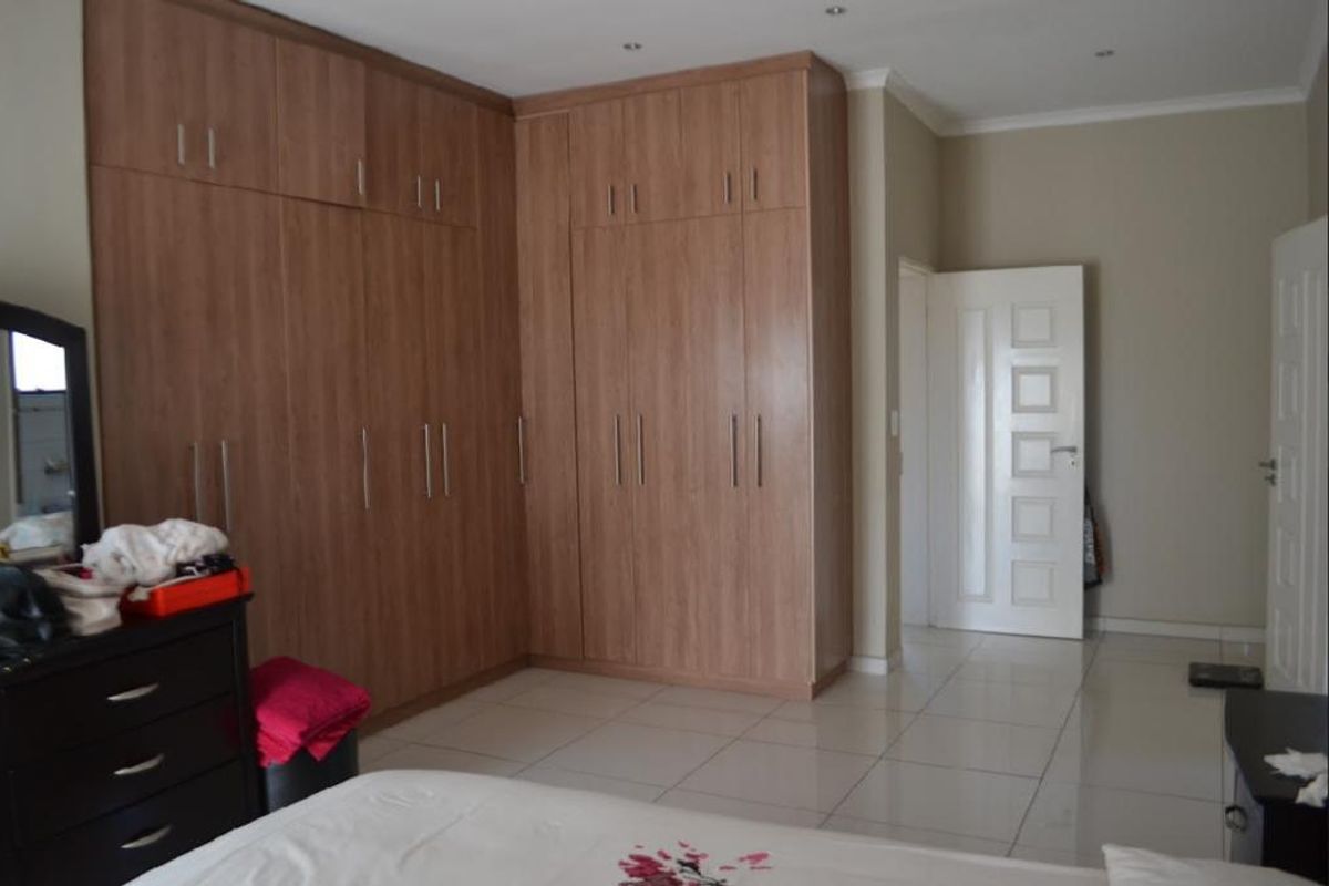 Spacious House in Hochlandpark. - Photo 4