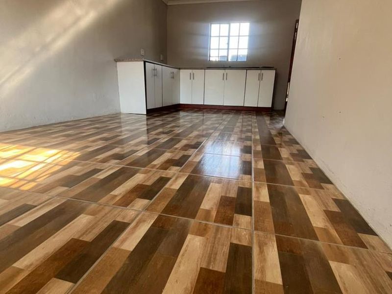 3 Bedroom house available for rental - Photo 4