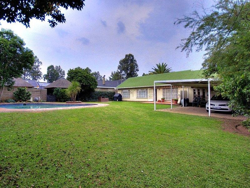 Excellent neighborhood! - Photo 2