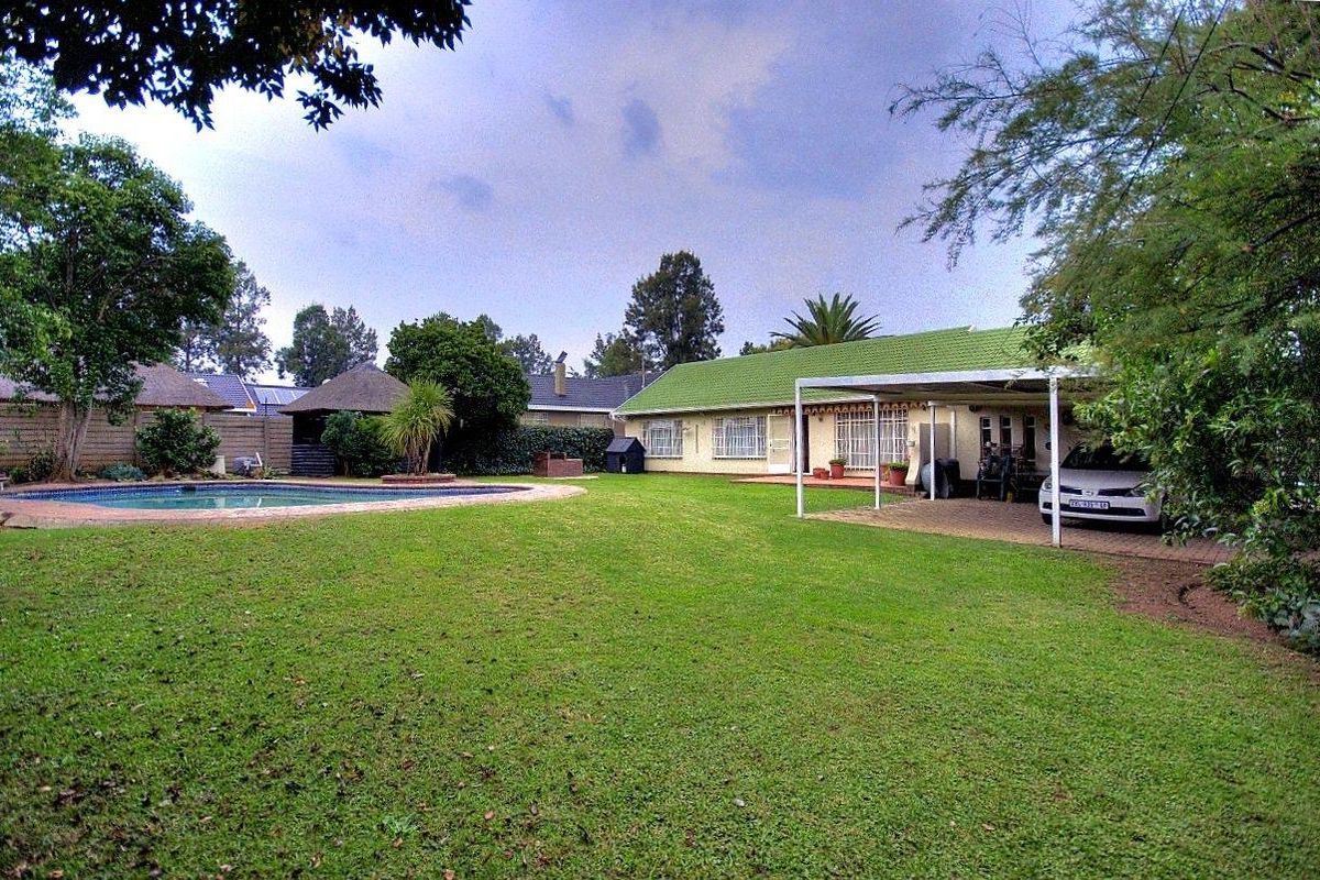 Excellent neighborhood! - Photo 2