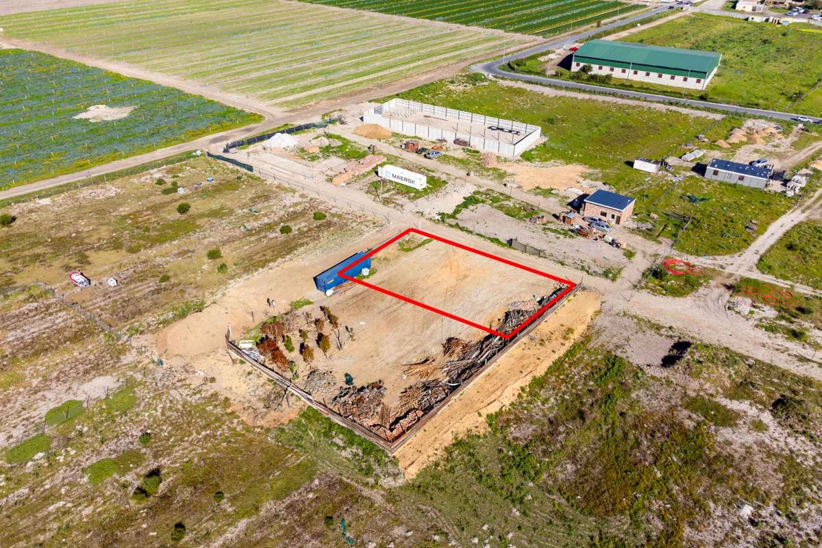 Approximately 1000sqm Vacant Land - Photo 3