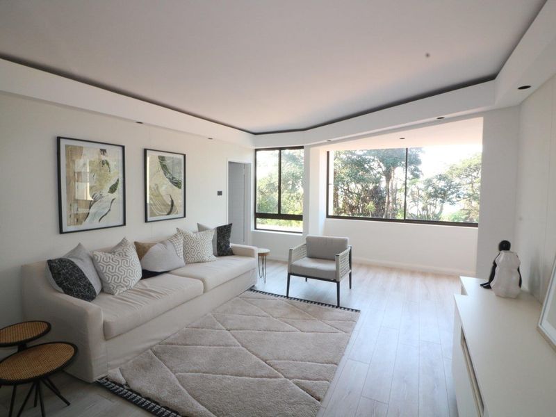 Stunning Newly Renovated Beachfront Oasis with Breathtaking Sea Views! - Photo 3