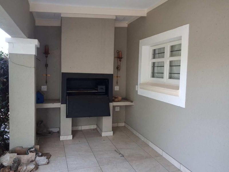 Two bedroom House in Mattafin for rent - Photo 3