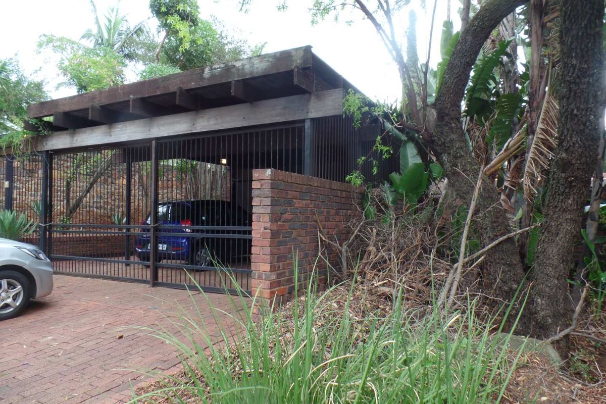 Large 3 bedroom home in Mucklneuk close to Unisa - Photo 5