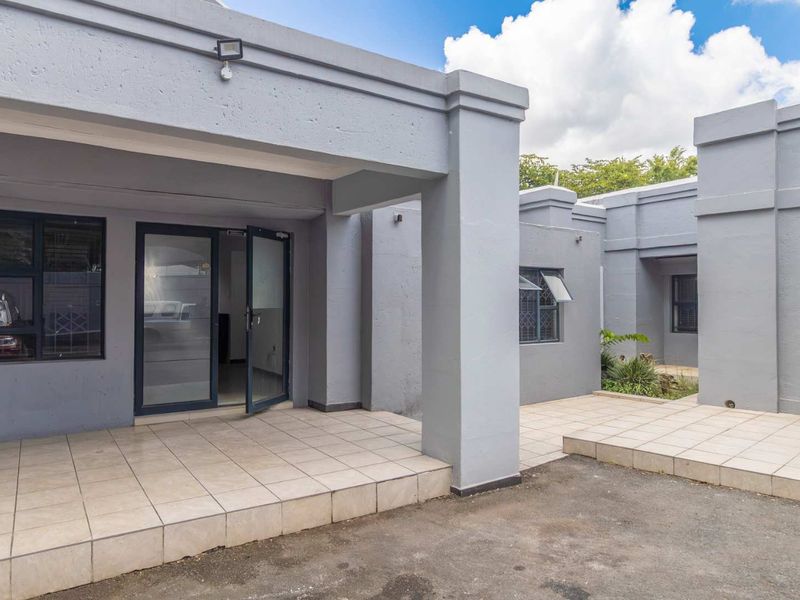 Spacious 4 Bed House to Let in Blairgowrie - Photo 2