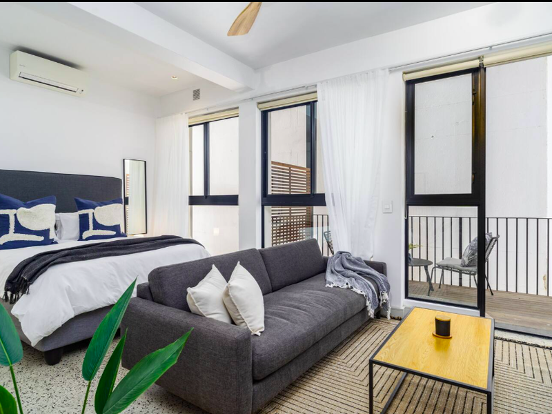 Stylish Studio Apartment in the Heart of Cape Town - Photo 10