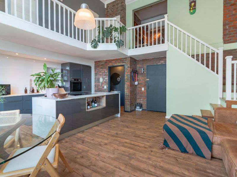 Westside Studios Penthouse - Photo 2