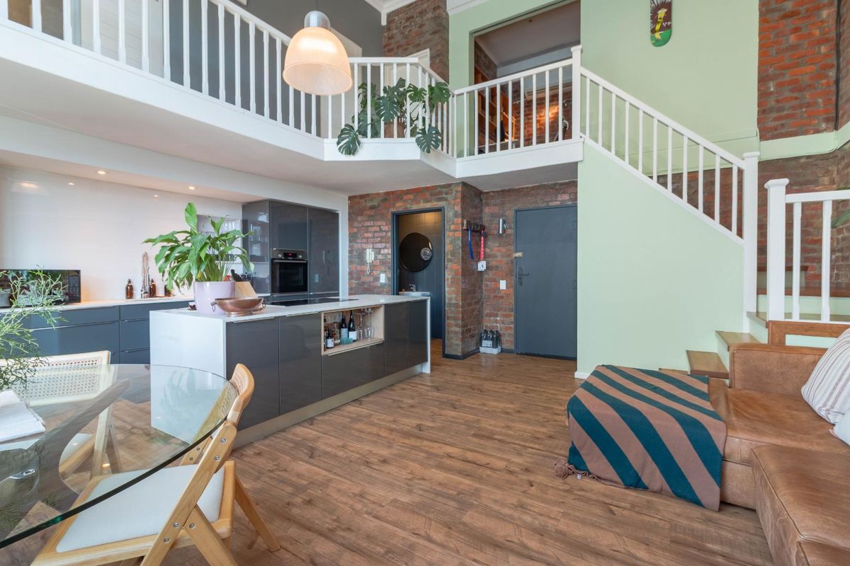 Westside Studios Penthouse - Photo 2