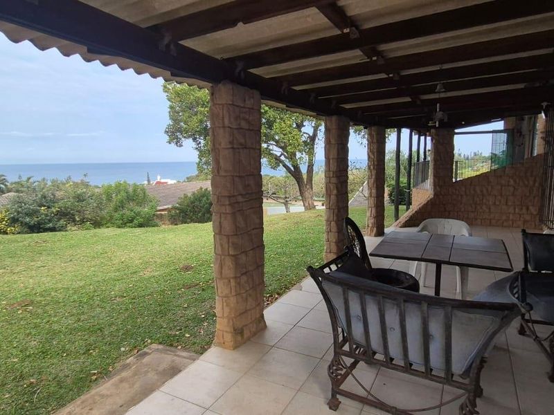 Old charm with beautiful sea views and loads of potential. - Photo 3