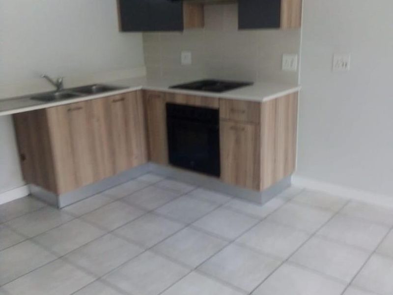 Stunning Two Bedroom In Greenlee - Photo 7
