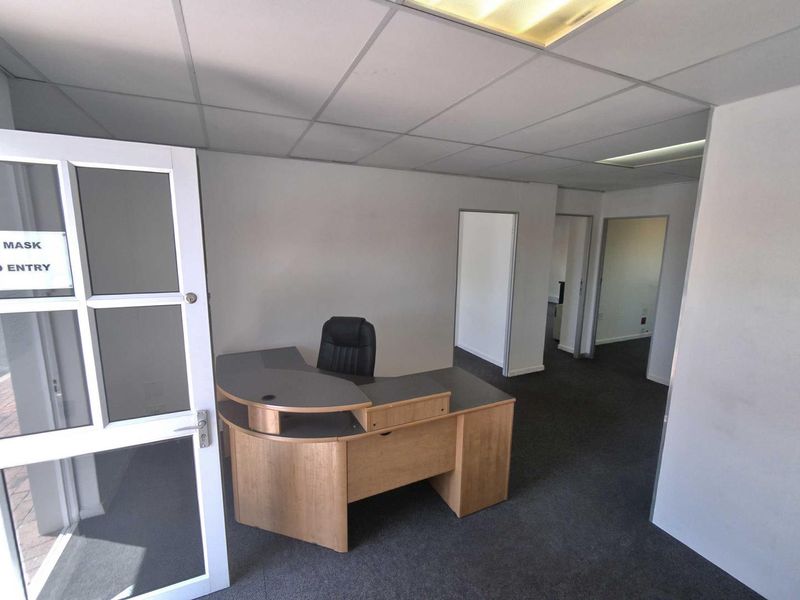 GROUND FLOOR OFFICE | FOR LEASE - Photo 3