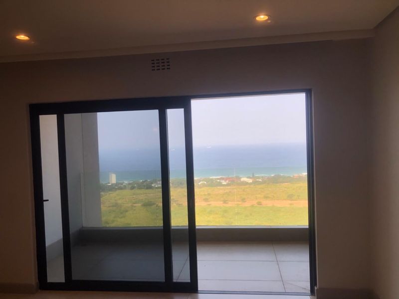 Luxury Living - Photo 6