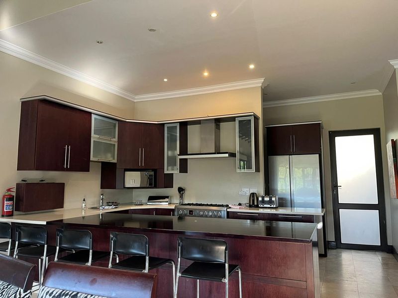 Unparalleled opportunity to experience luxury coastal estate living within one of South Africa’s most sought after Estates - Photo 6