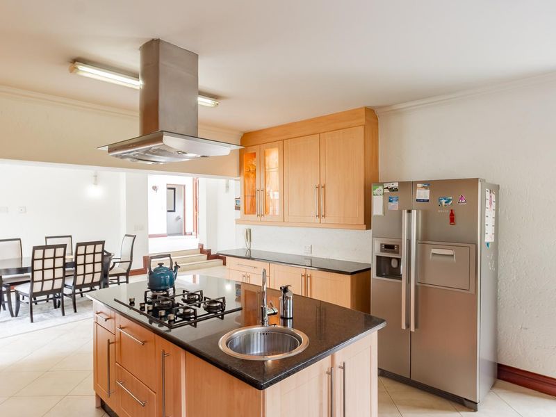 5 Bedroom House to Rent in Dainfern Golf Estate - Photo 5