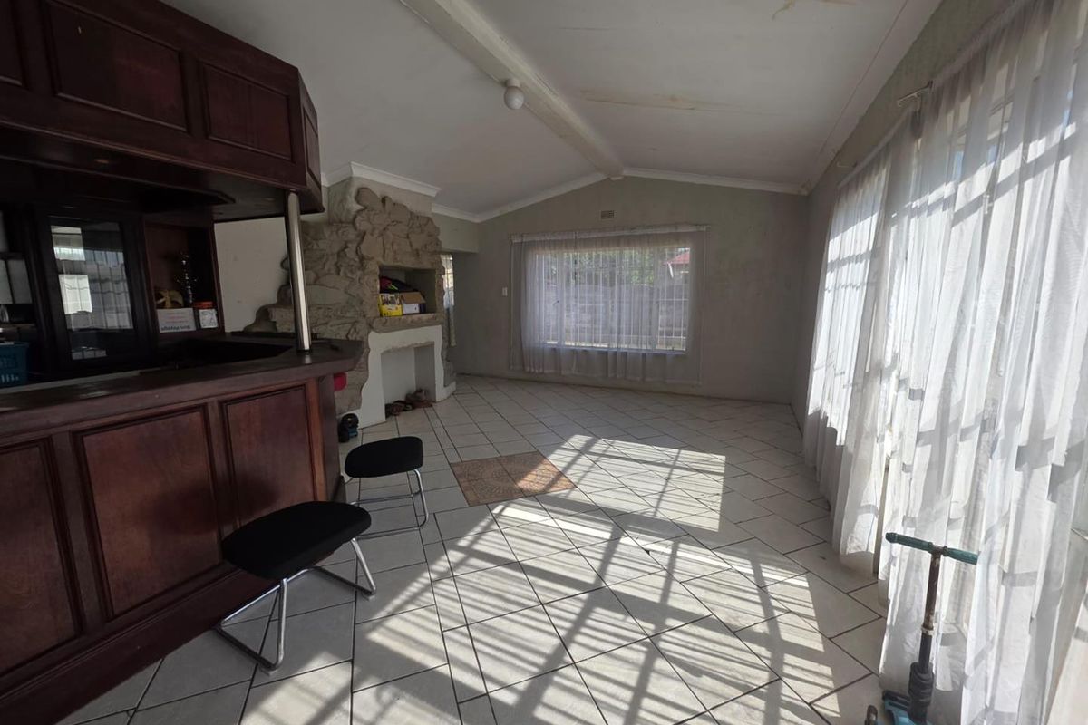 3 Bedroom House for sale in Dalview - Photo 3