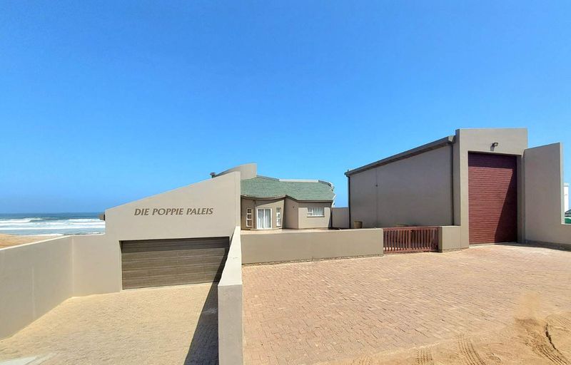 4 Bedroom Beachfront Home