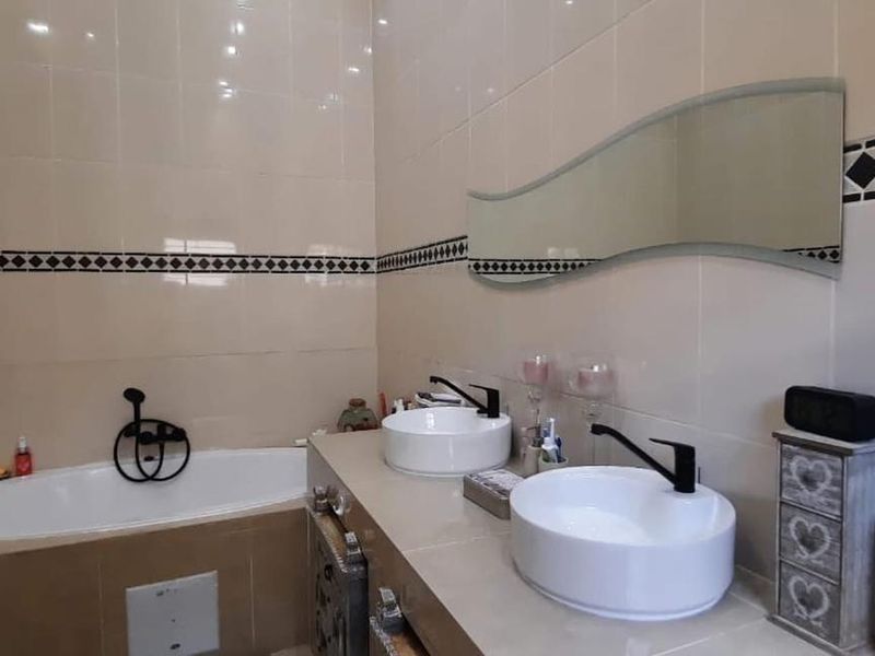 House For Sale in Auablick - Photo 10