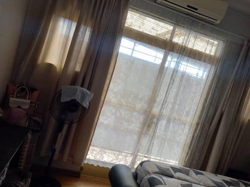 Windhoek Khomasdal: 4 Bedroom house with Flat is For Sale - Photo 10