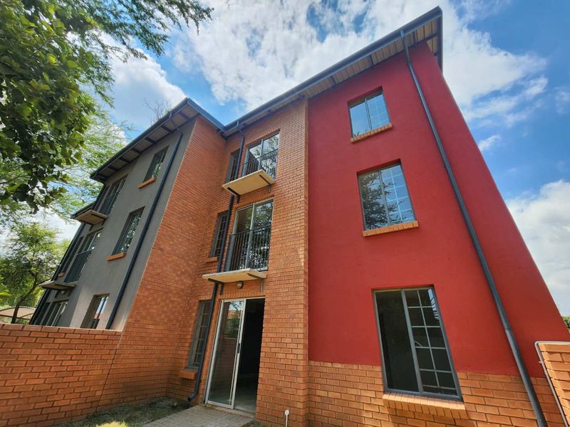 Modern 2 Bedroom Apartment to Rent in Annlin | @Marija, Pretoria - Photo 2